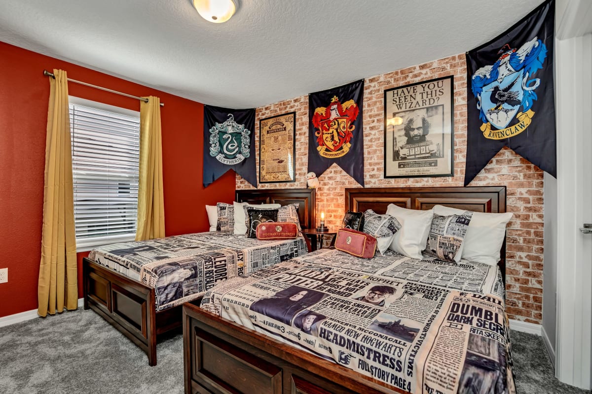 Incredible Harry Potter Themed Vacation Rental Bedroom - Villakey