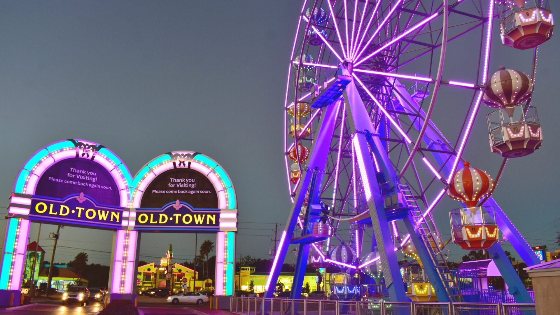 Old Town Kissimmee Entrance with Ferris Wheel - Pet-Friendly Attraction near Disney World