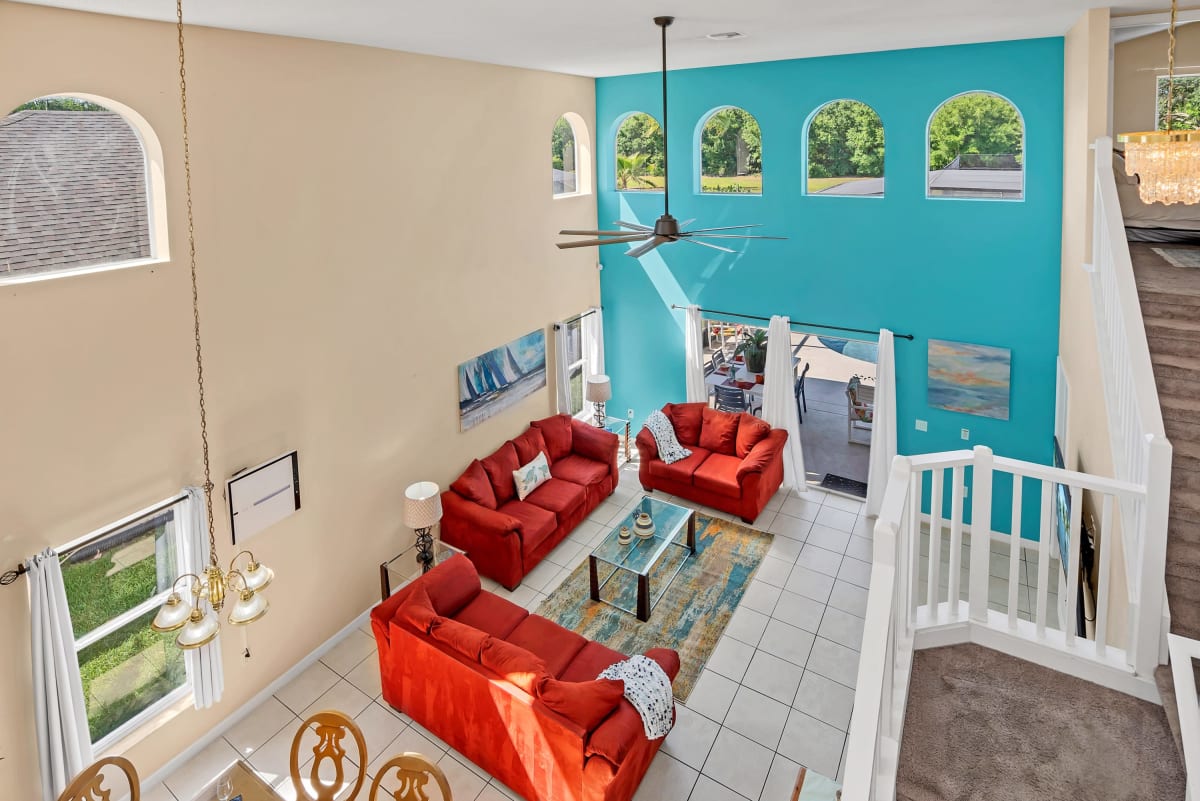 Lively Living Room in Orlando Vacation Rental