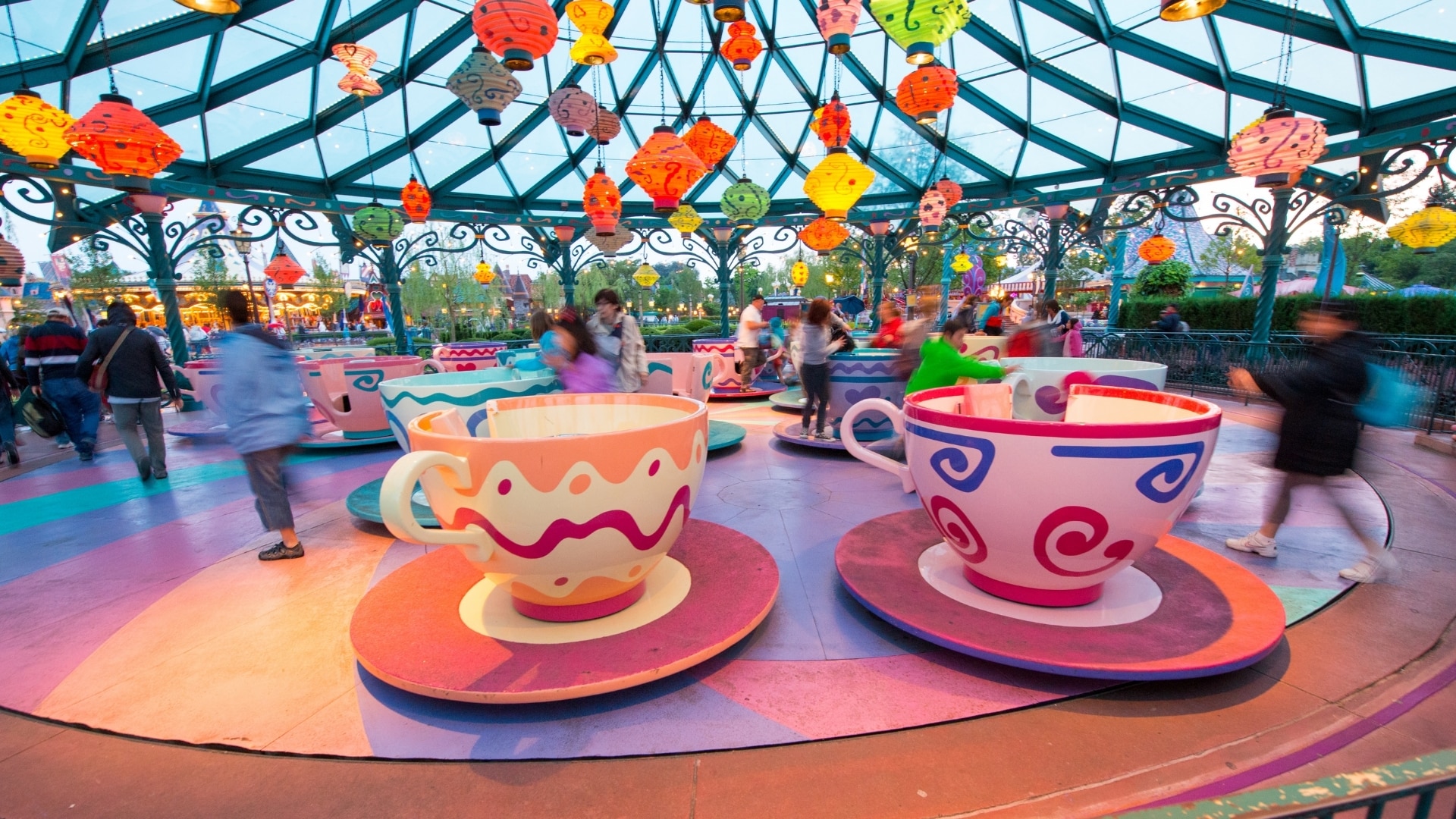 Mad Tea Party - Disney World - Magic Kingdom