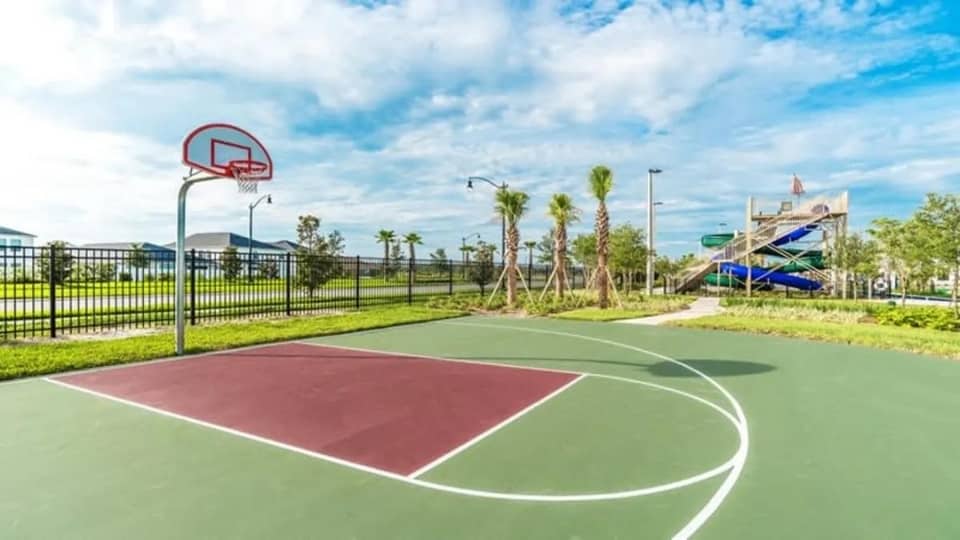 Storey Lake Vacation Amenities Basketball Court