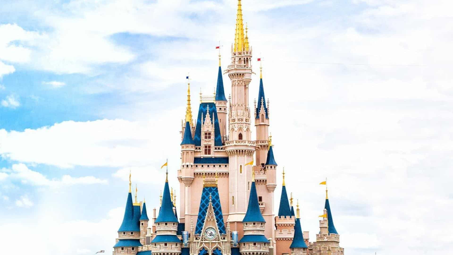 Vacation Rentals Near Disney World - Cinderella Castle