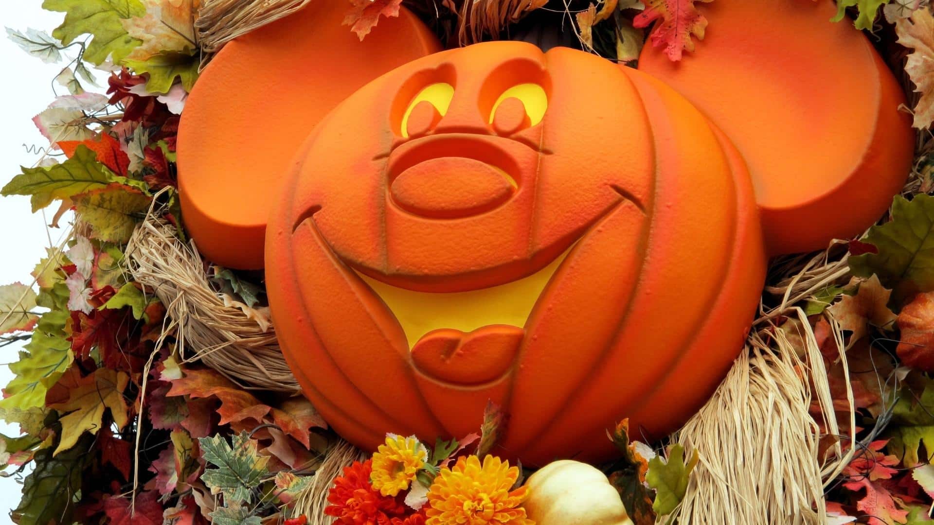 Mickey Mouse Pumpkin Halloween Decorations