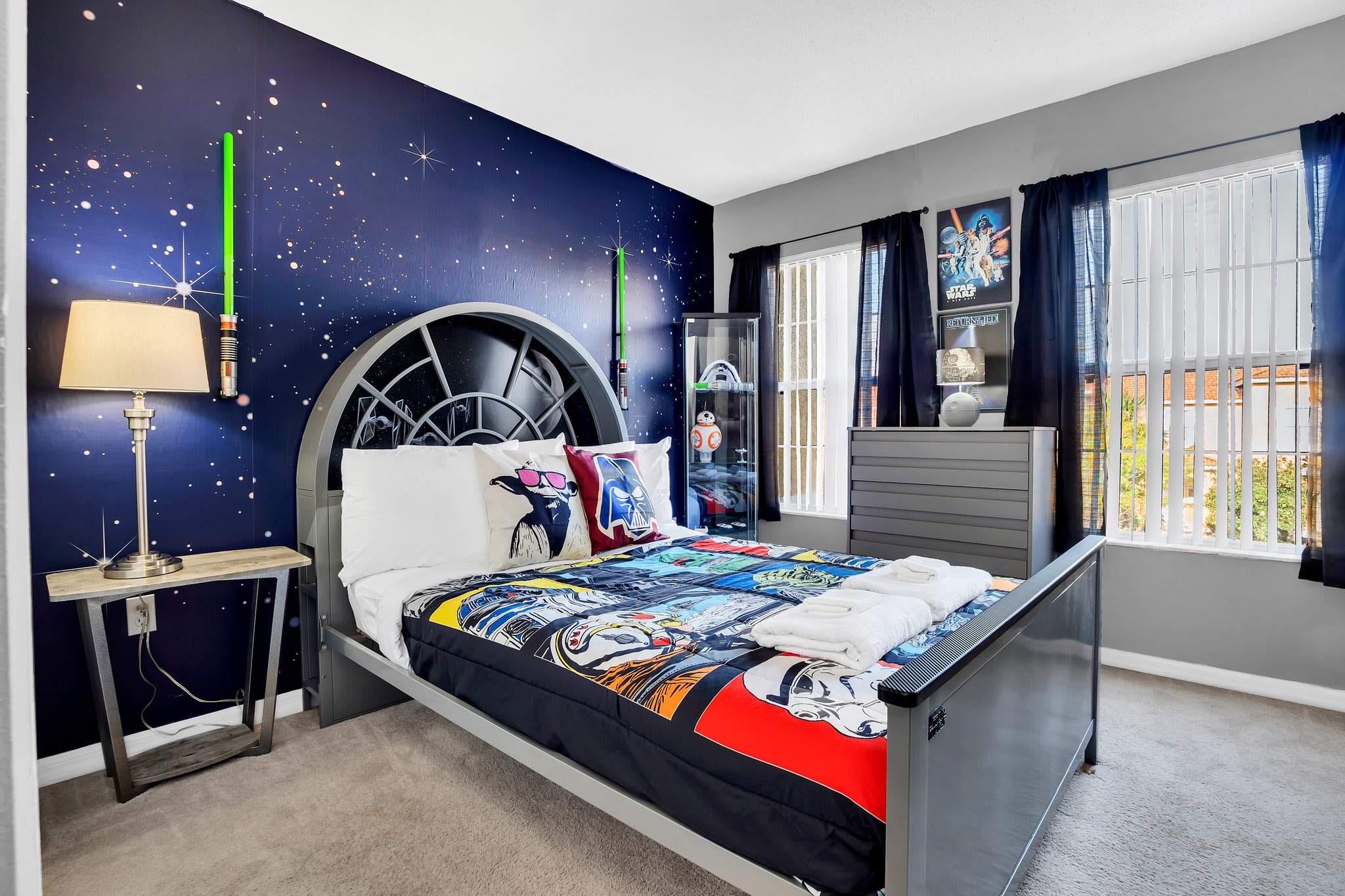 Star Wars Themed Bedroom near Disney World