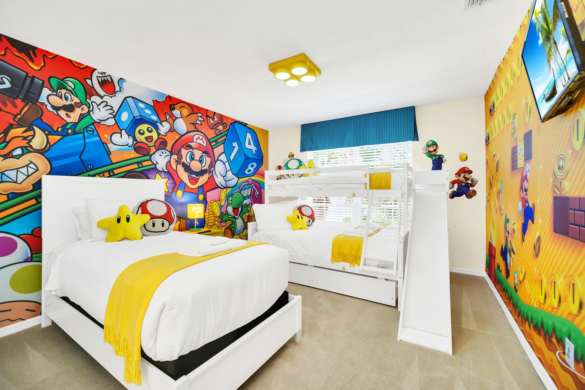 Emerald Paradise - Mario Bedroom Emerald Paradise - Mario Bedroom